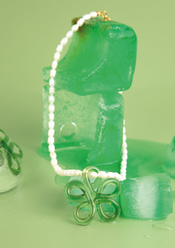 GLASS SUMMER FLOWER NECKLACE - GREEN