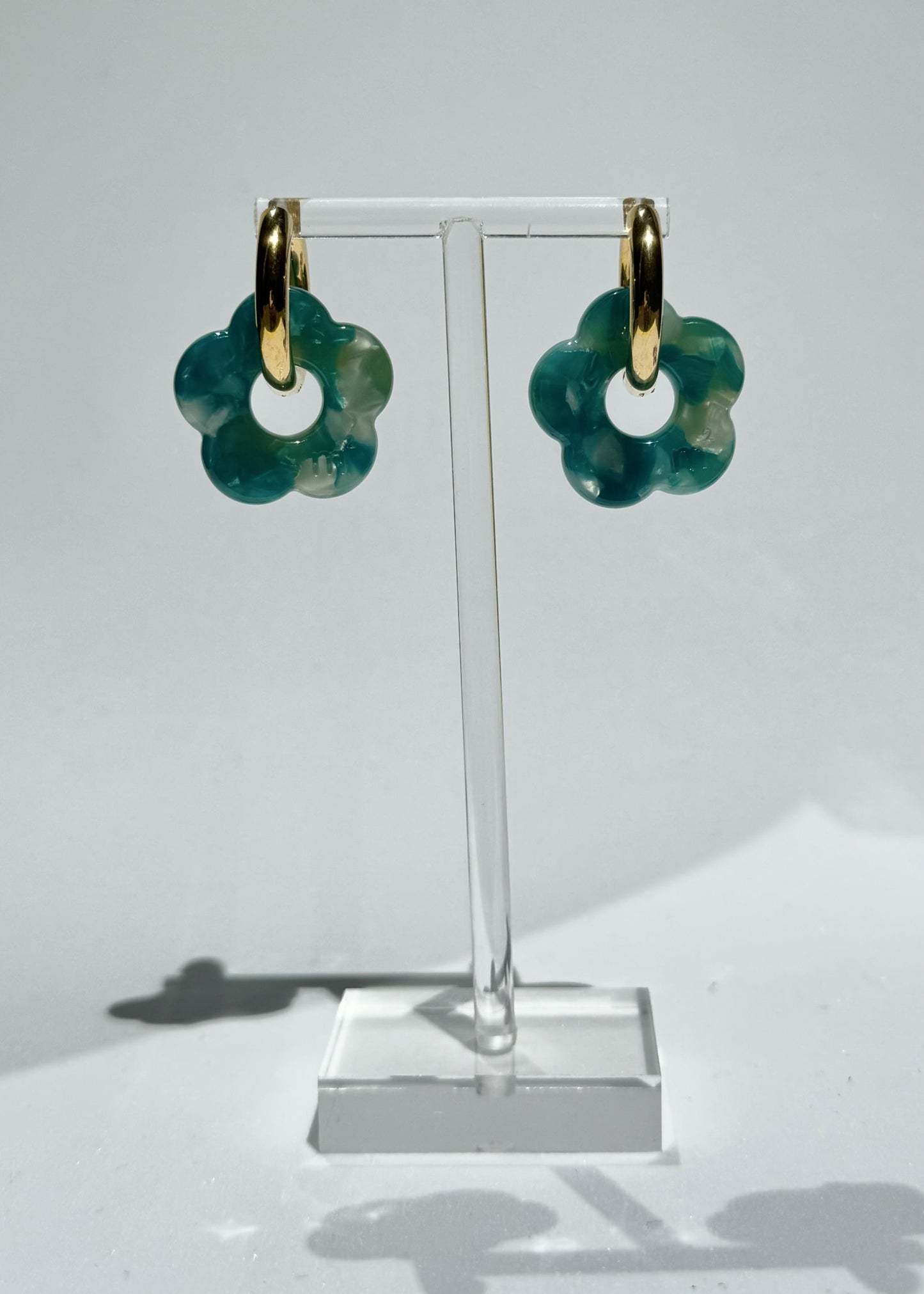 FLOWERS EARRINGS - GREENISH