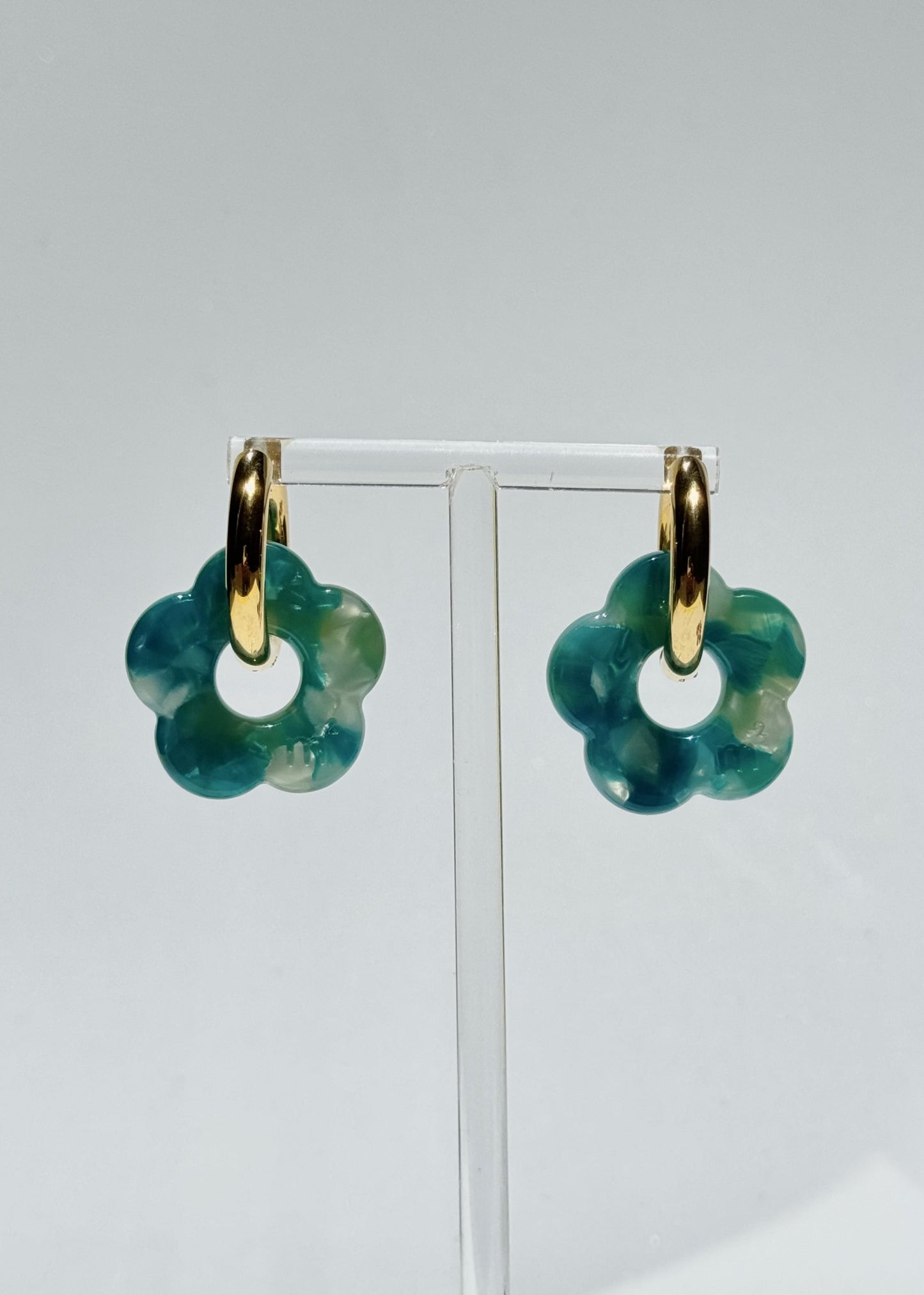FLOWERS EARRINGS - GREENISH