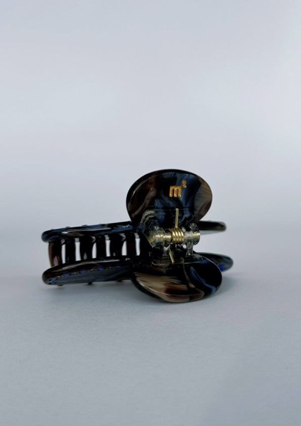 THE TINY CLAW - BLUE-ISH