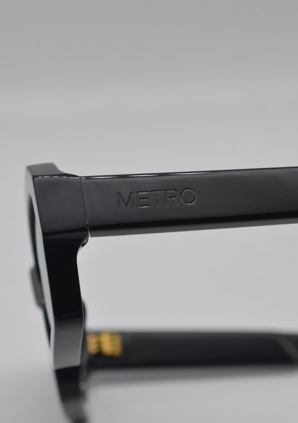 NERO / sunglasses
