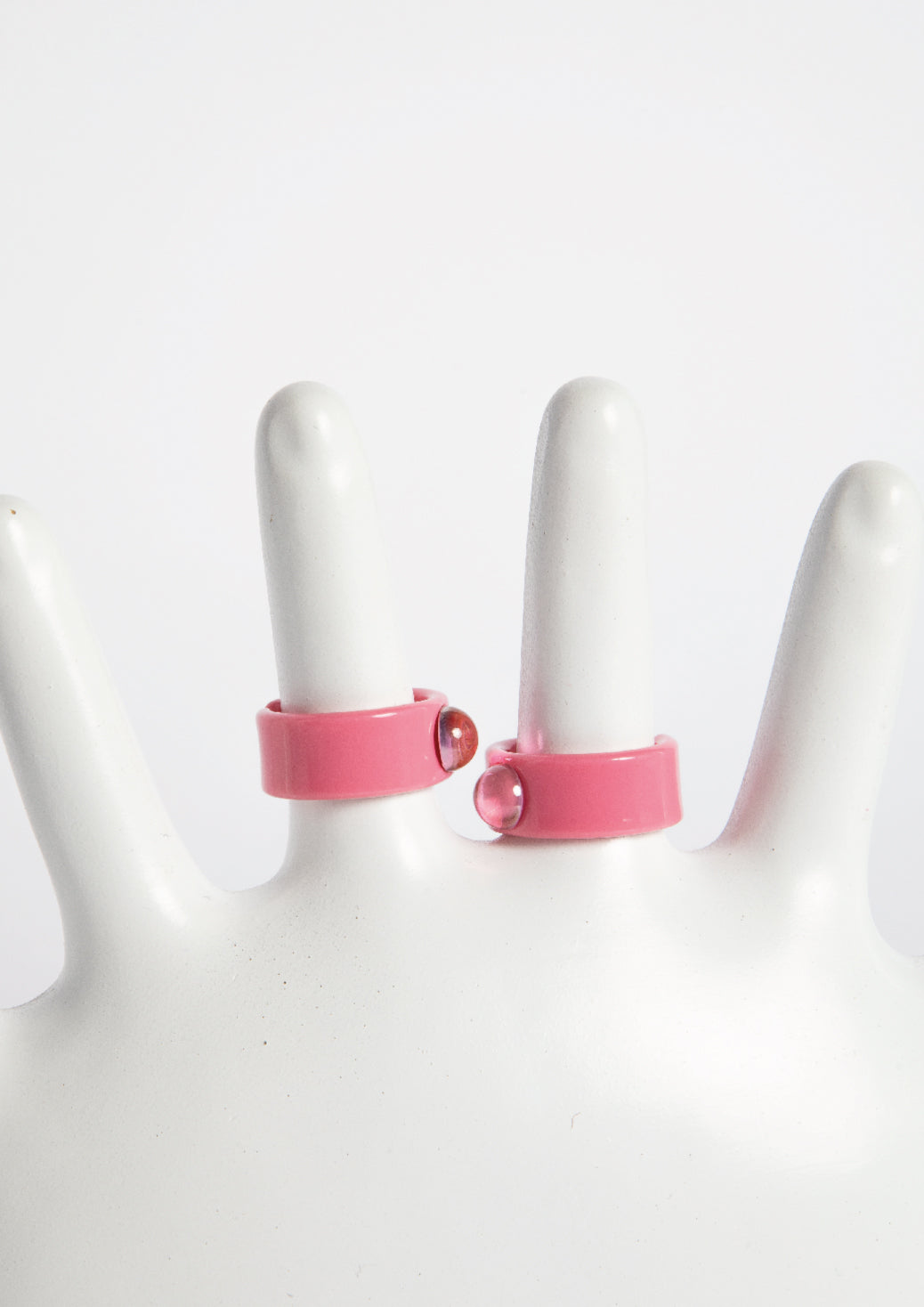 HALF STONE RING - FUCHSIA