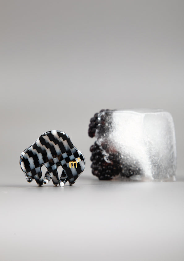 DISTORTED MINI CLAW - B&W