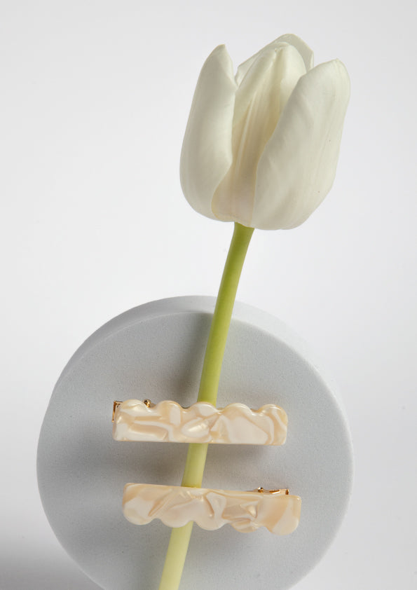 CANOPY HAIR CLIP - MARBLED NUDE