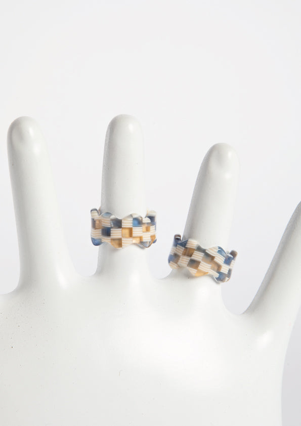 CHECKED WAVES RING - 3COLOURS