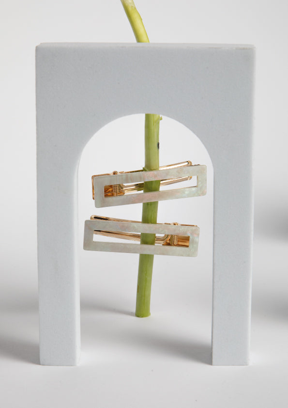 NOT SO CLASSIC HAIR CLIP - WHITE