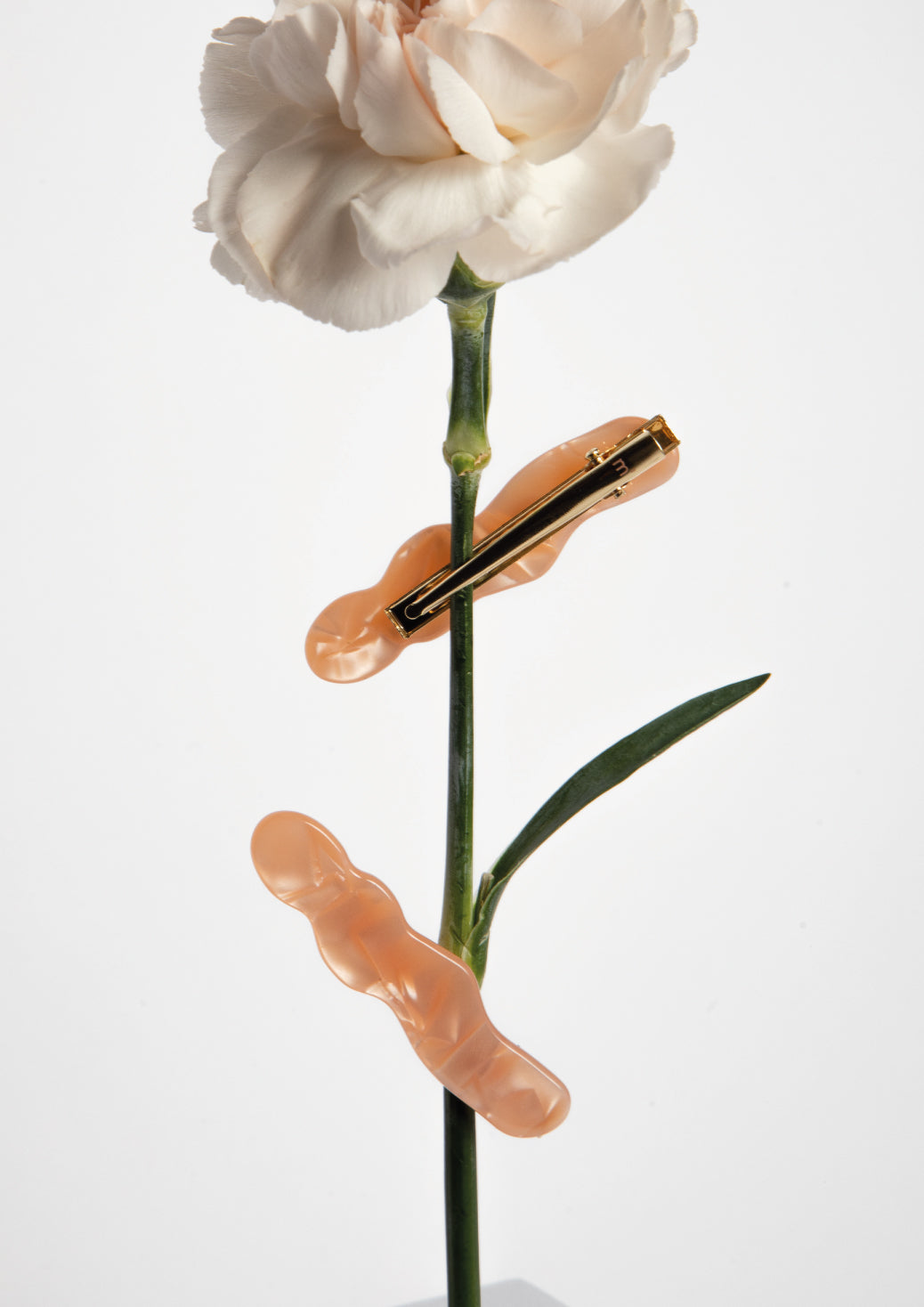 BROKEN HAIR CLIP - CORAL