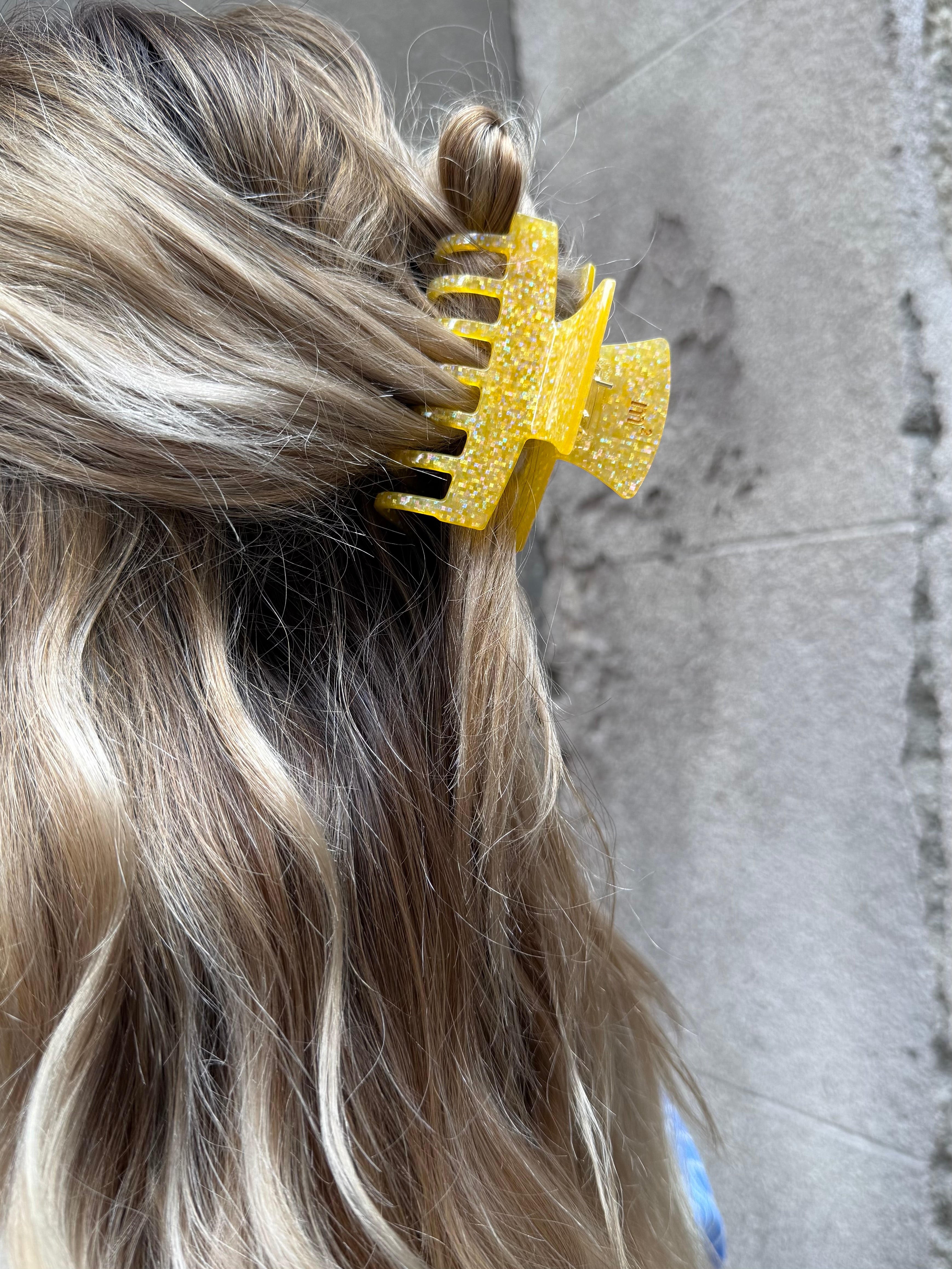 ASTER SHINY CLAW - YELLOW