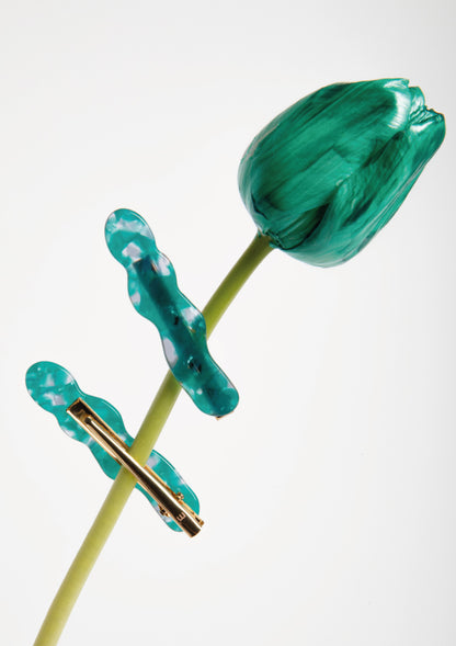 BROKEN HAIR CLIP - GREEN