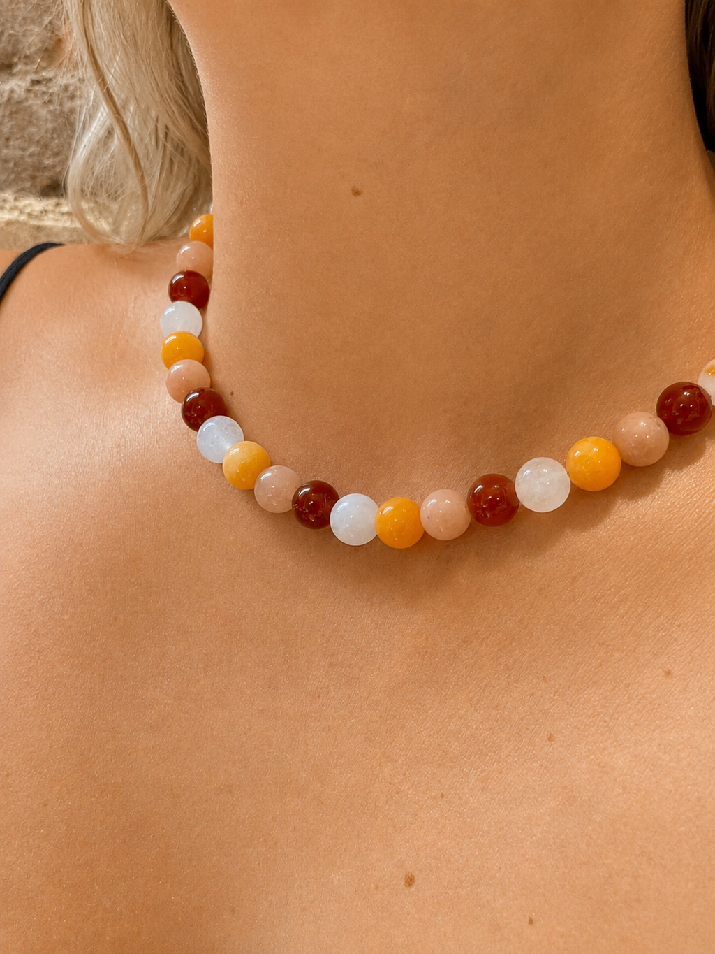 NATURAL STONES NECKLACE - ORANGE MIX