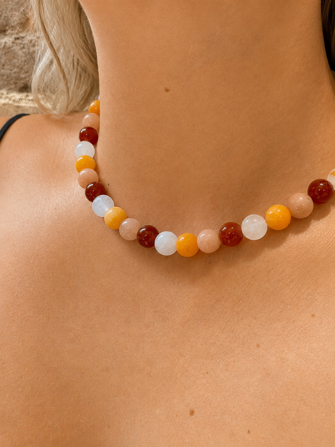 NATURAL STONES NECKLACE - ORANGE MIX