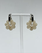 DAISY FLOWERS EARRINGS - WHITE
