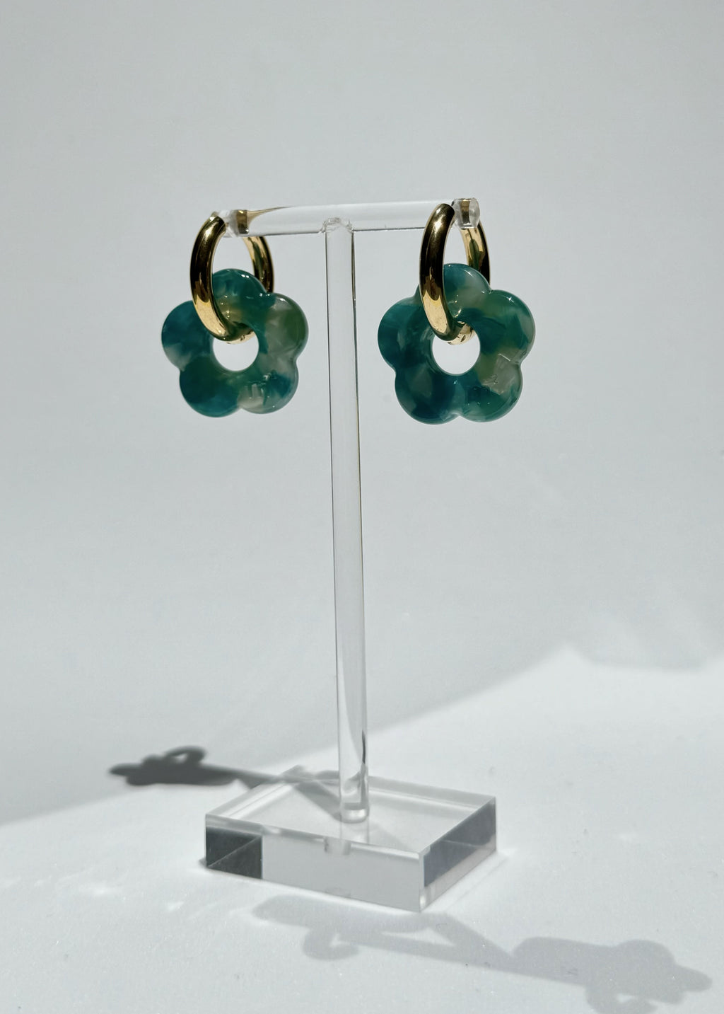 FLOWERS EARRINGS - GREENISH