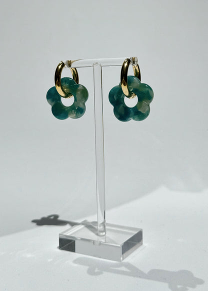 FLOWERS EARRINGS - GREENISH