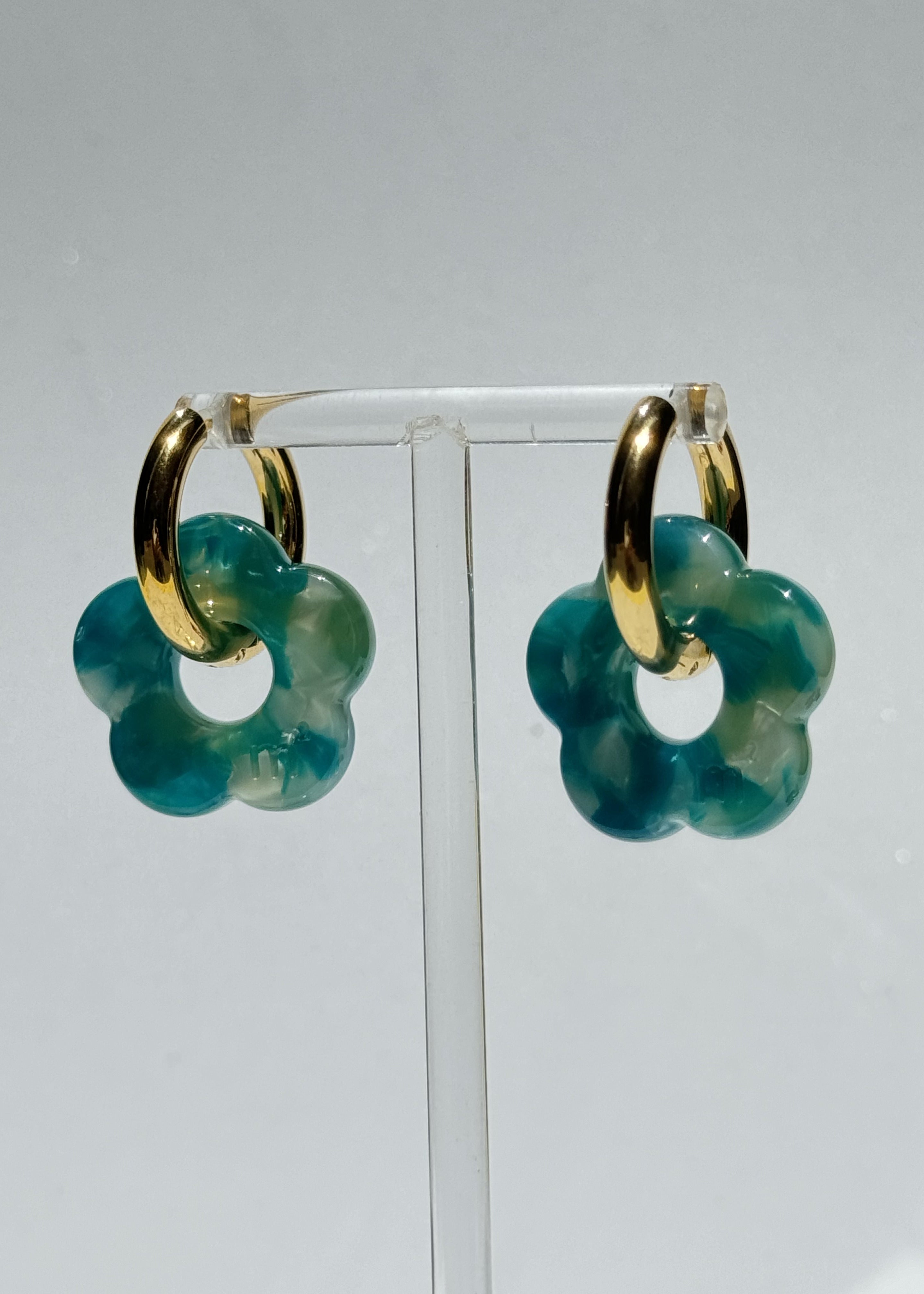 FLOWERS EARRINGS - GREENISH