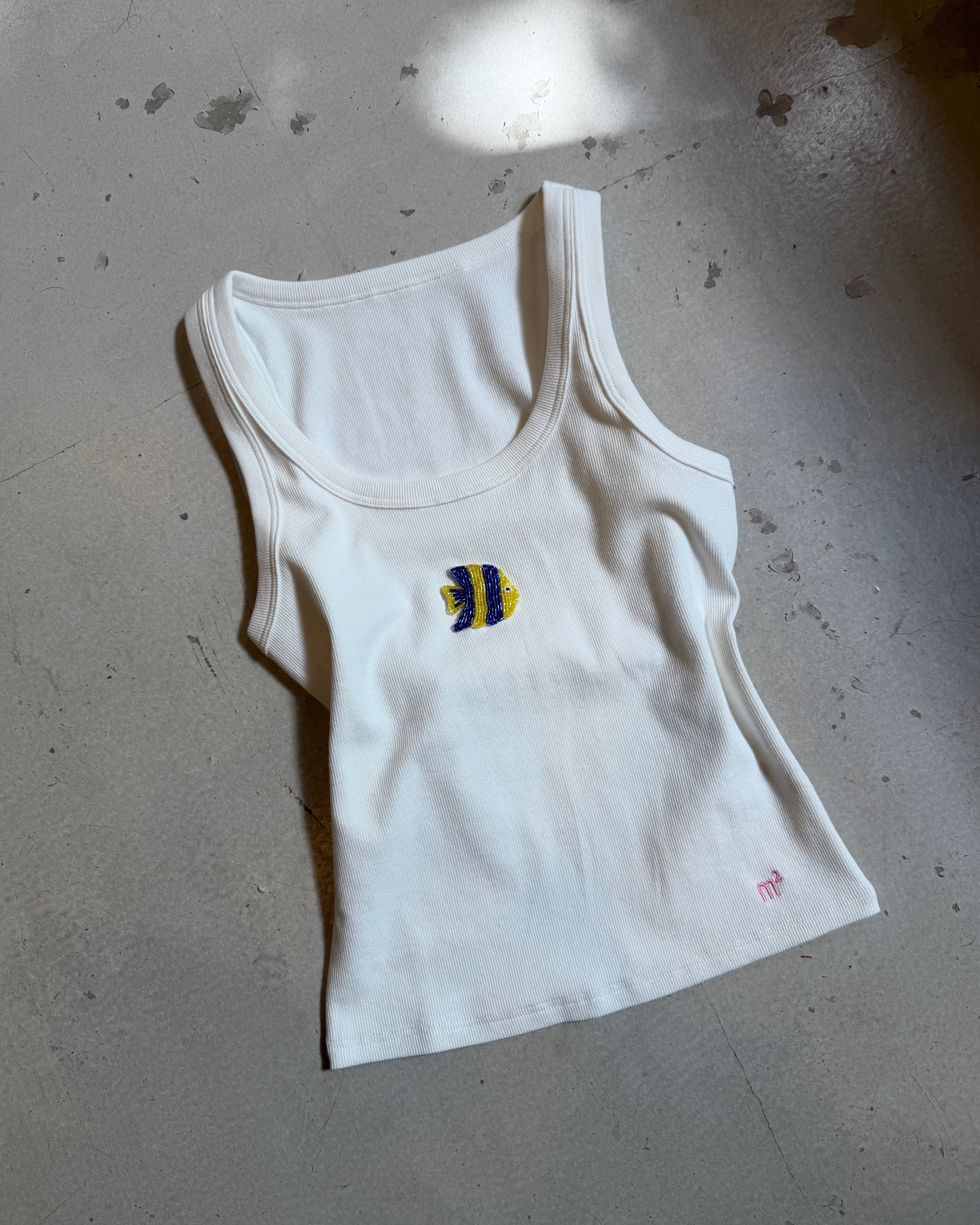 EMBROIDERED SLEEVELESS TOP - BLUE TROPICAL FISH