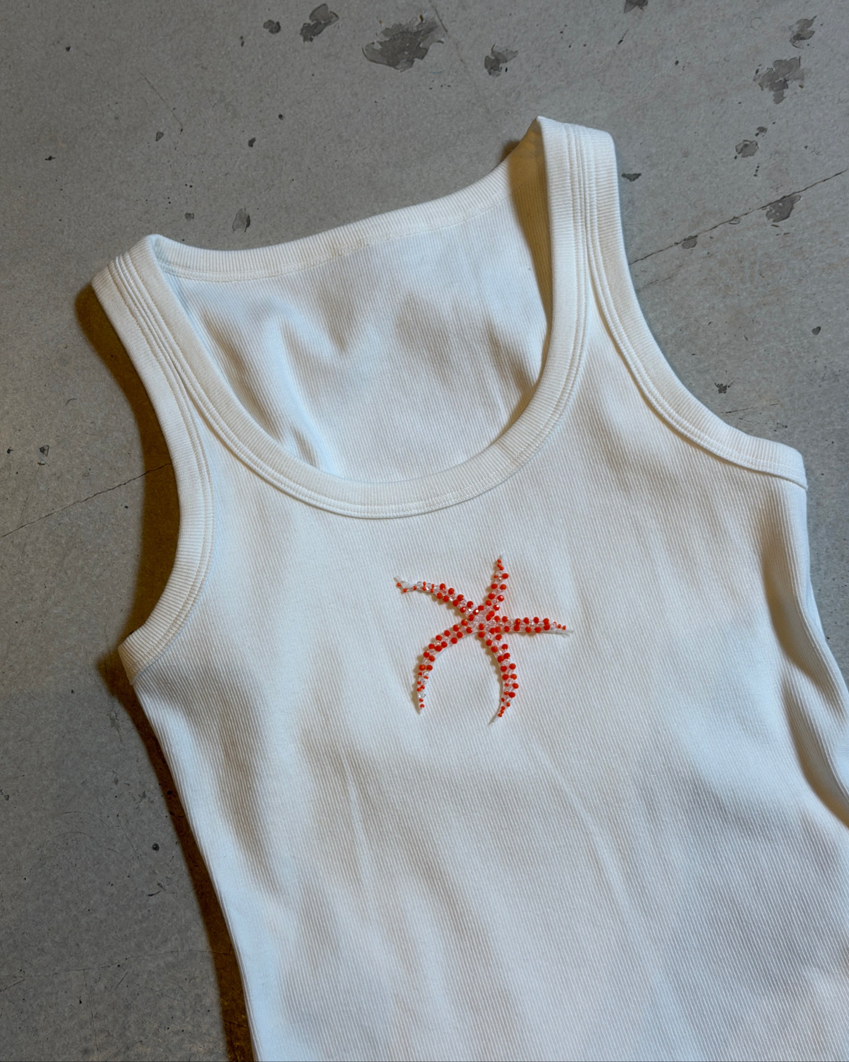 EMBROIDERED TANK TOP - ORANGE STARFISH
