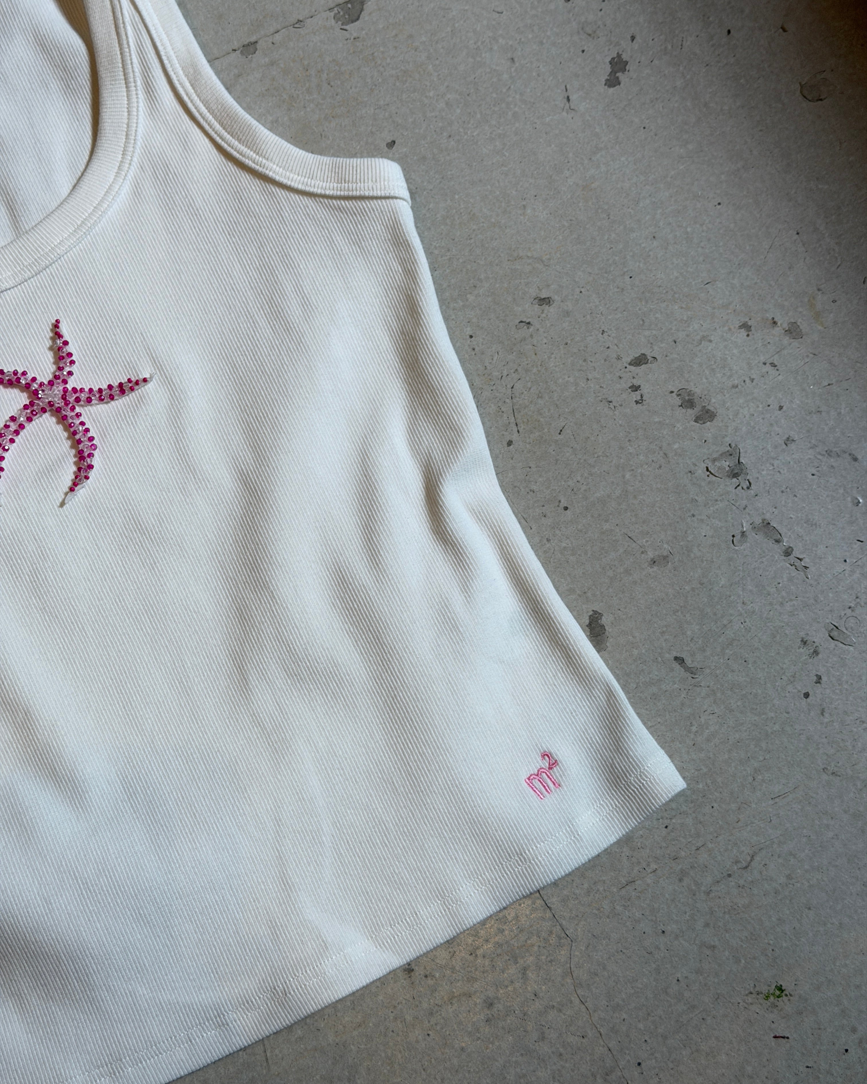 EMBROIDERED TANK TOP - MAGENTA STARFISH