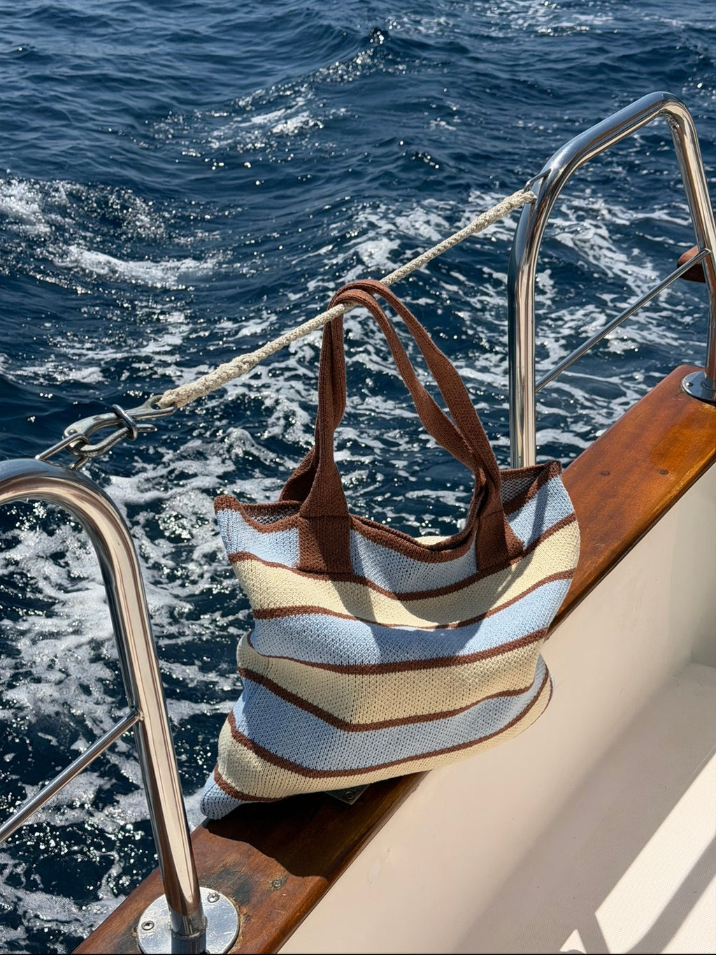 STRIPED TOTE BAG - TRICOLOR