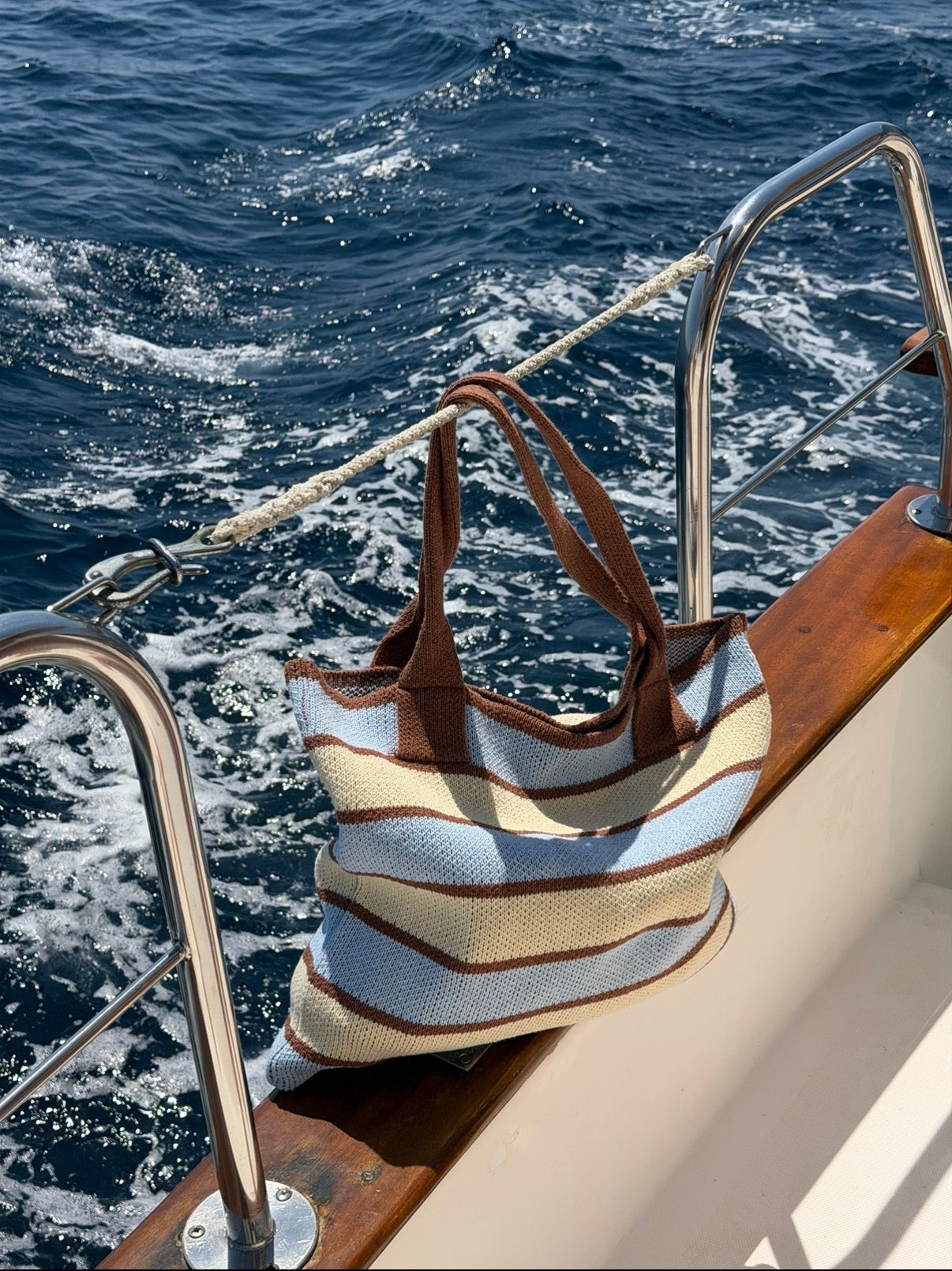 STRIPED TOTE BAG - TRICOLOR