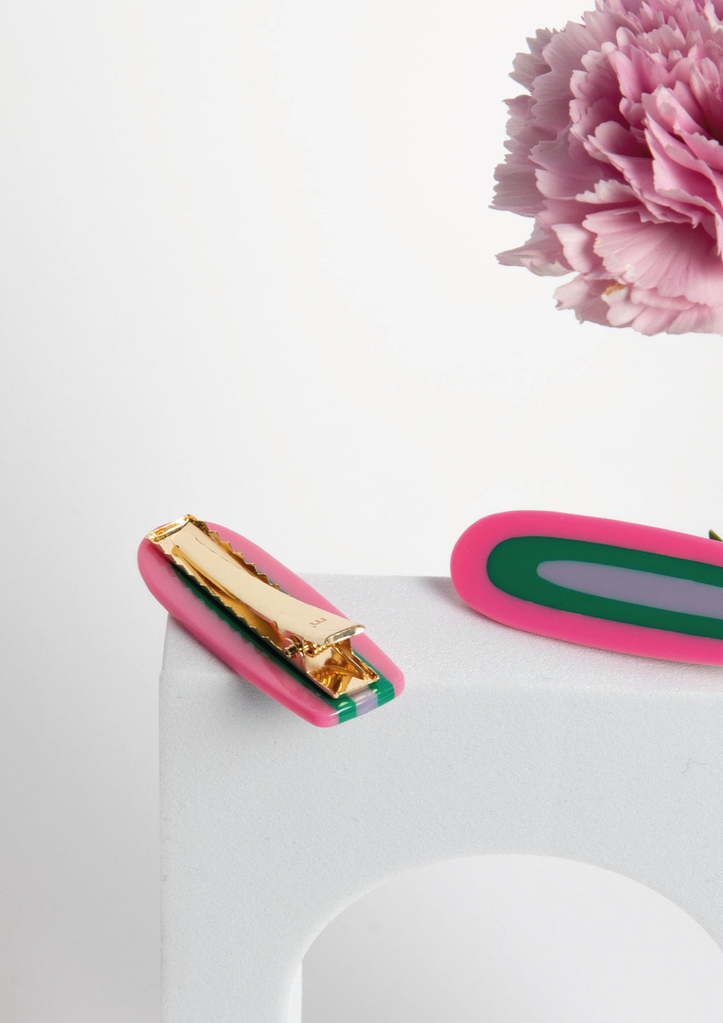 BOOMERANG HAIR CLIP
