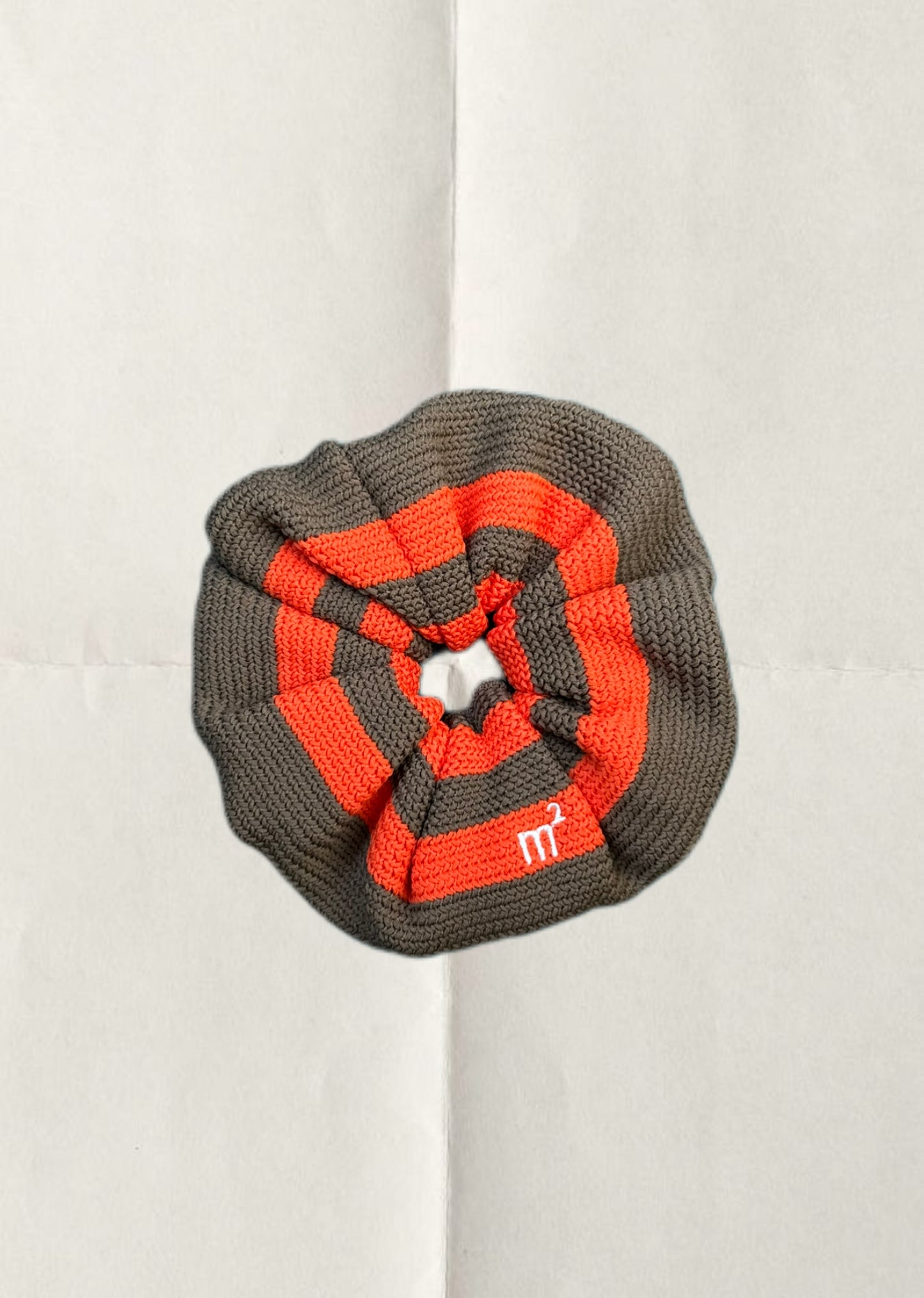KNITTED SCRUNCHIE - ORANGE&BROWN
