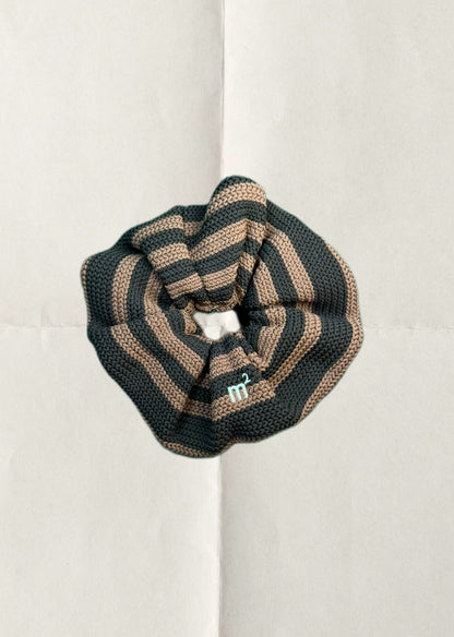 KNITTED SCRUNCHIE - BROWN&BLACK