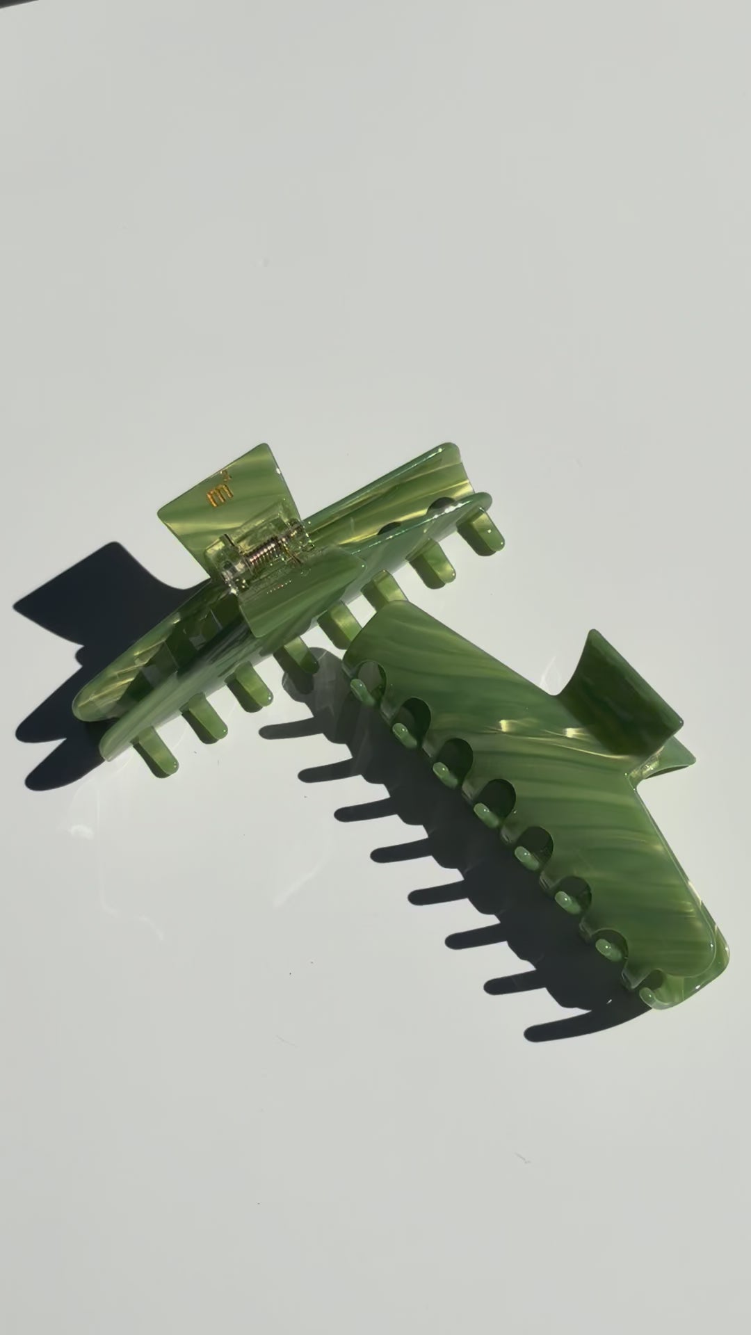 GARFISH CLAW - GREEN