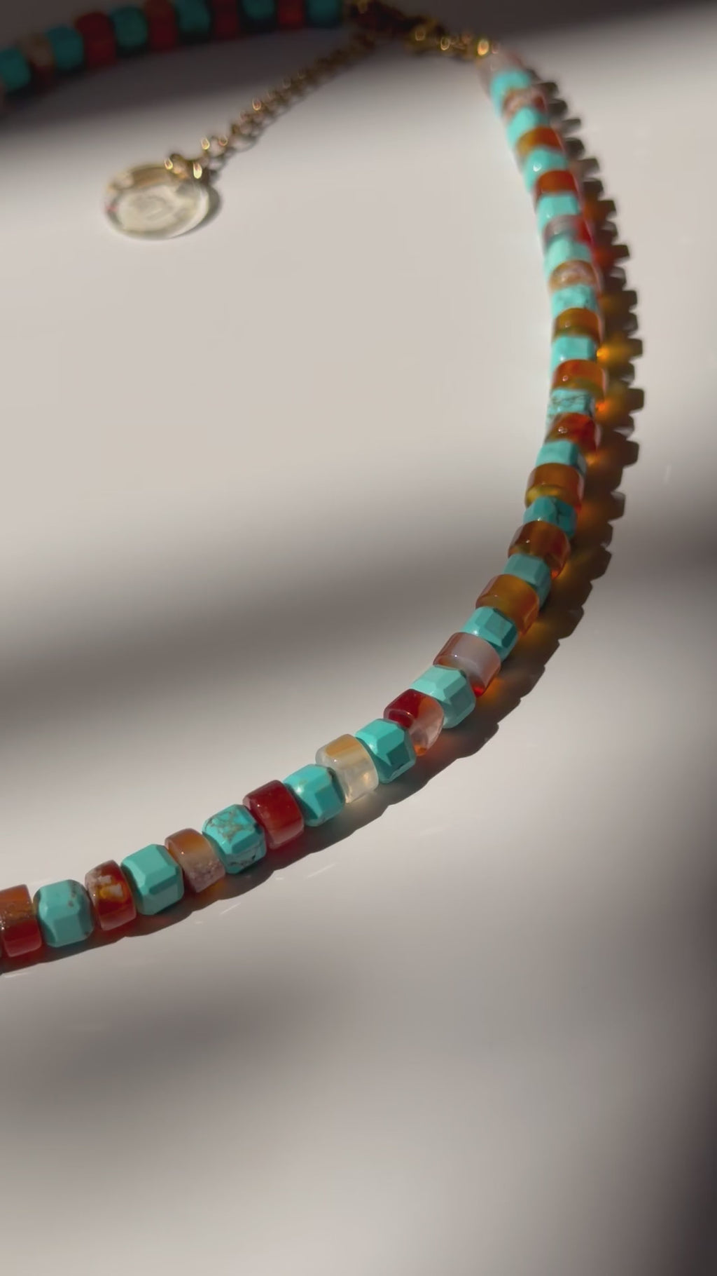 NATURAL STONES NECKLACE -  TORTOISE SKY
